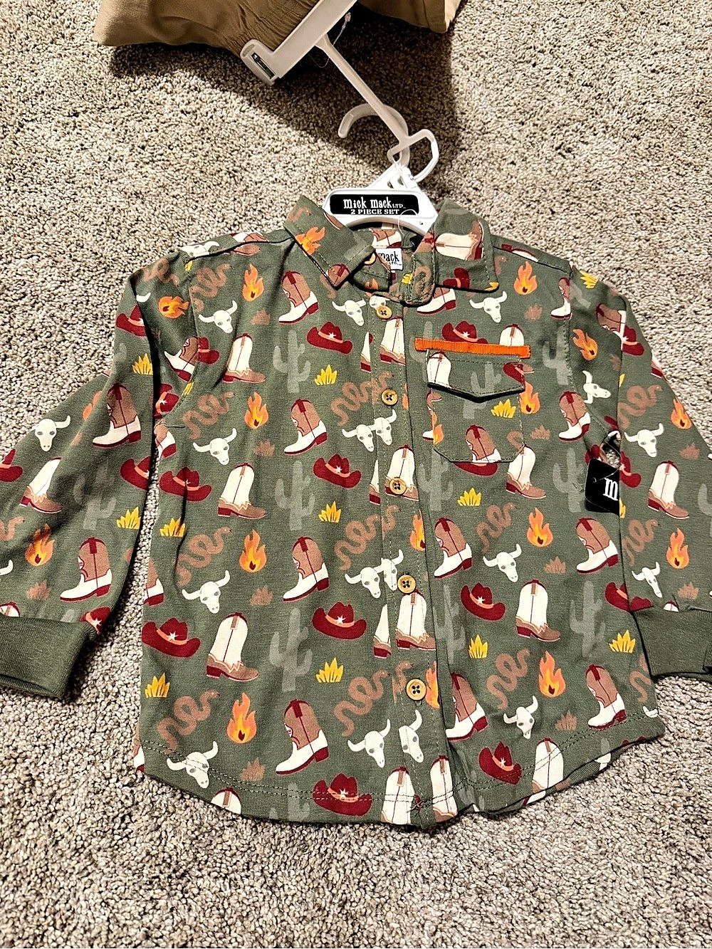 mick mack Kids Matching Set in Green & Tan NWT